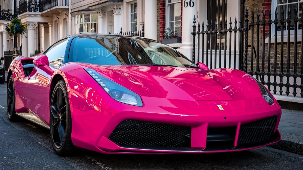 Auto color rosa