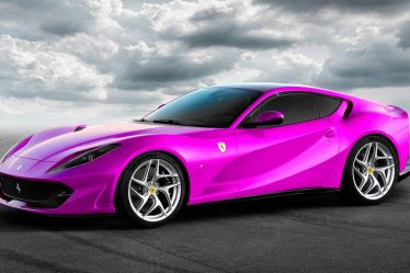 Ferrari color rosa